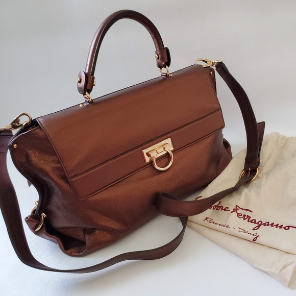 Salvatore Ferragamo Large Metallic Leather bag - Picture 6 of 8